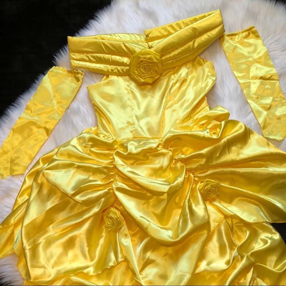 Beauty and the beast Belle Elegant Yellow Satin Gown